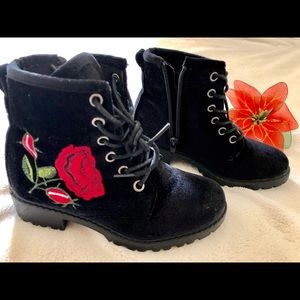 Size 12 Madden Girl Combay Boots *Girls*